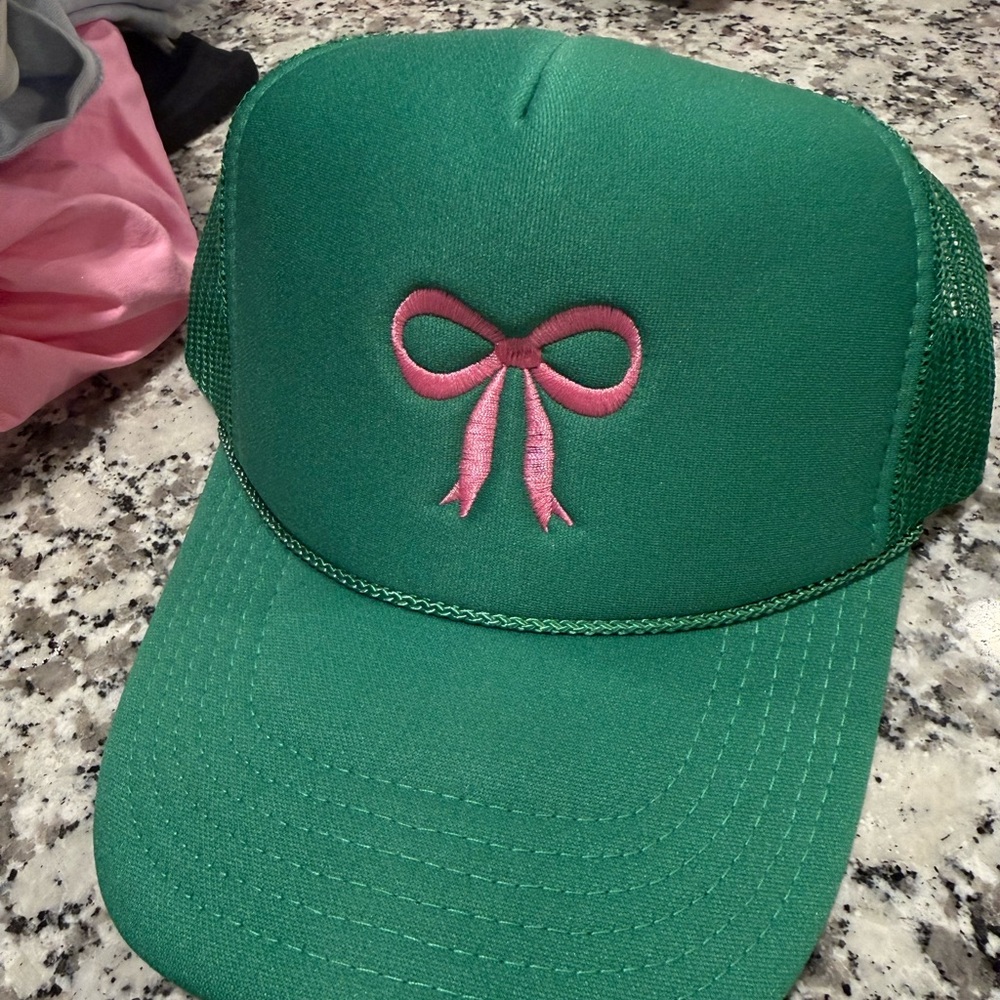 OTTO Green Hat with Pink Bow